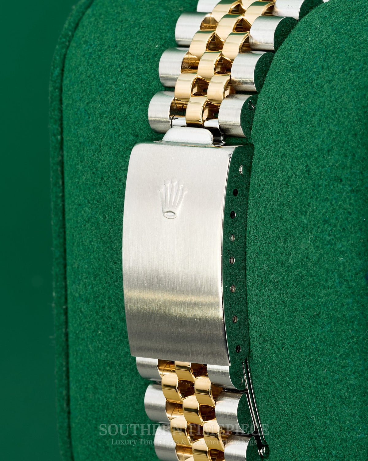 36mm Rolex Datejust in 18kt Yellow Gold and Stainless with Rare Factory Champagne Anniversary Diamond Dial on Jubilee (Ref: 16233)(Year: 1993)