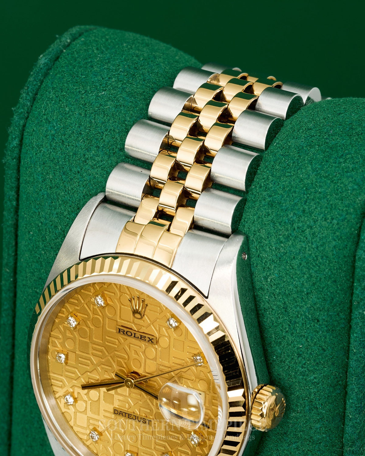 36mm Rolex Datejust in 18kt Yellow Gold and Stainless with Rare Factory Champagne Anniversary Diamond Dial on Jubilee (Ref: 16233)(Year: 1989)