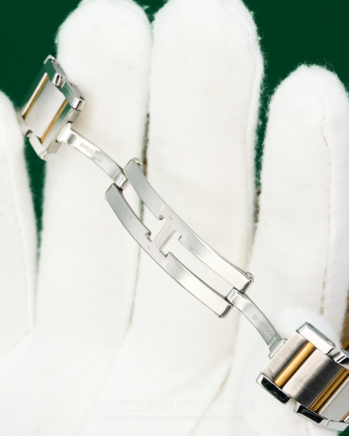 25mm Cartier Tank Francaise Small in 18kt Yellow Gold and Stainless with White Roman Numeral Dial (Ref: W51007Q4)(2000's-2010's)
