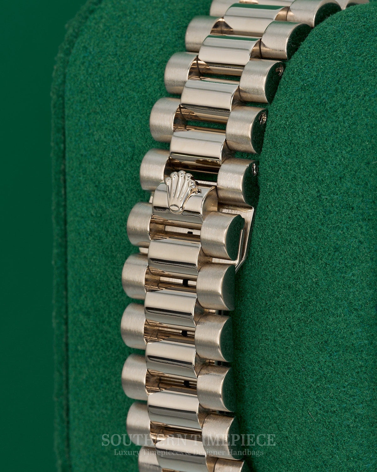 36mm Rolex Day-Date "President" in Solid 18kt White Gold w/ Custom Mother of Pearl Roman Dial (Ref: 118209)(Year: 2000)