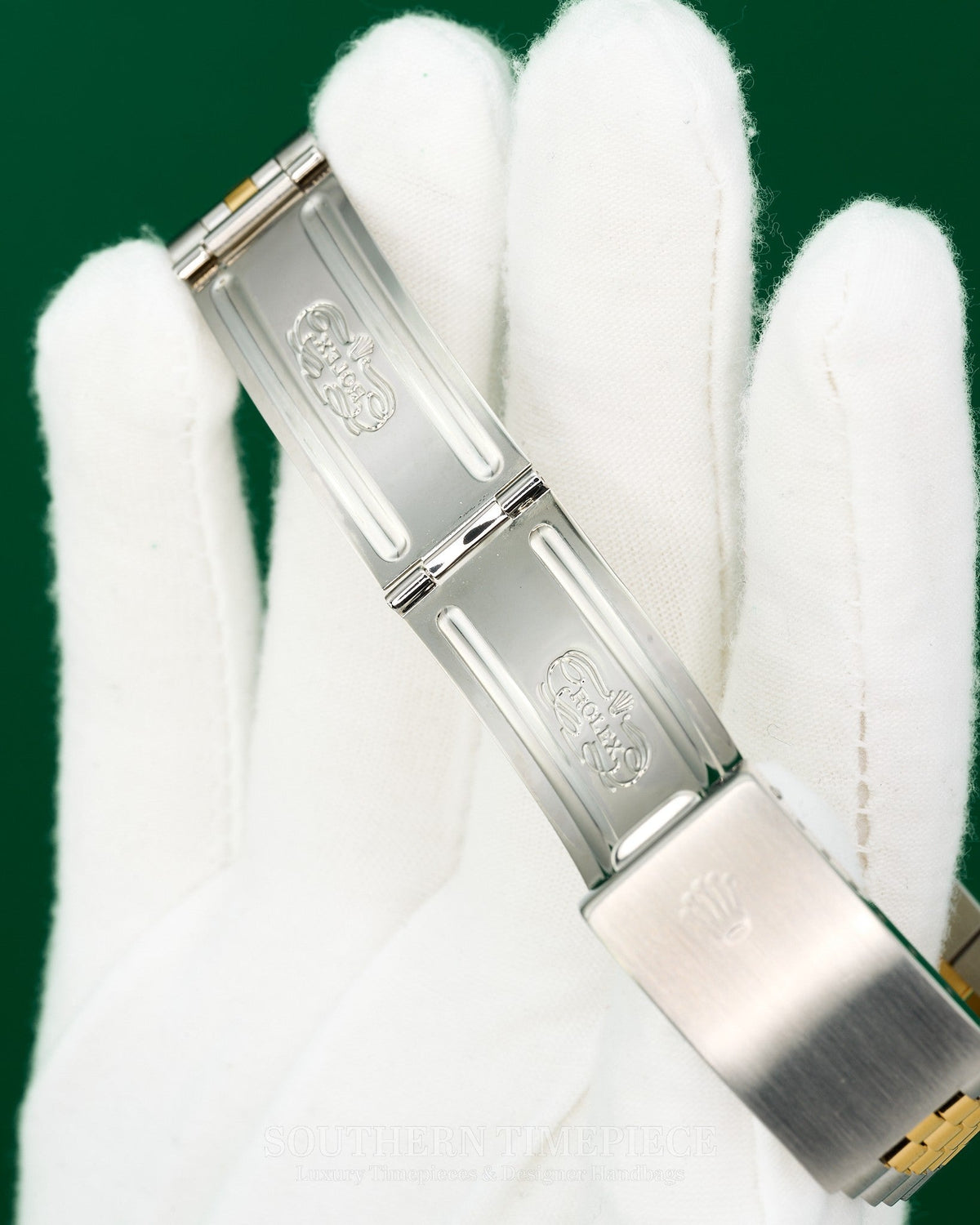 36mm Rolex Datejust with Champagne Stick Dial in 18kt Yellow Gold and Stainless on Jubilee (Ref: 16233)(Year: 1991)