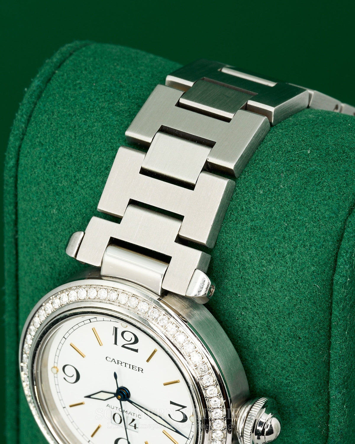 35mm Cartier Pasha Large in Stainless Steel with a White Dial and Custom Diamond Bezel (Ref: W31044M7)