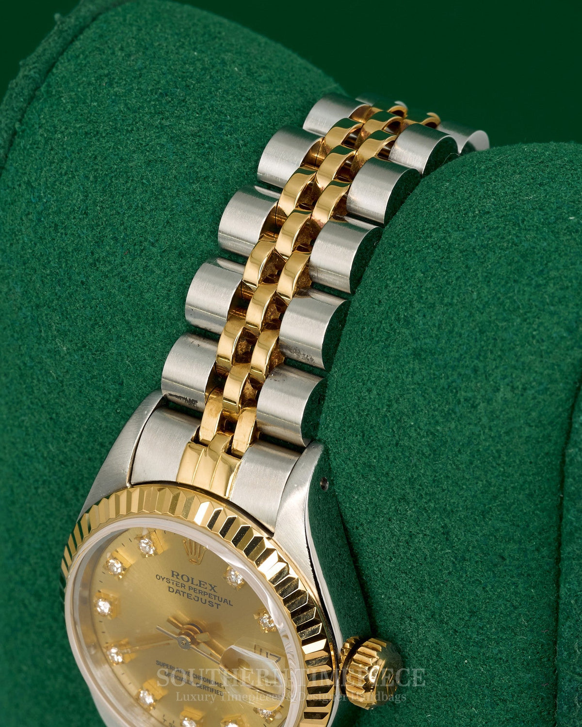 26mm Rolex Datejust with Factory Champagne Diamond Dial in 18kt Yellow Gold & Stainless on Jubilee (Ref: 69173)(Year: 1989)(SKU: B915137)