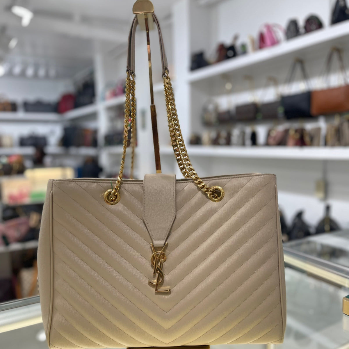 Saint Laurent YSL Large Shopper Tote - Beige Chevron Grain de Poudre Leather