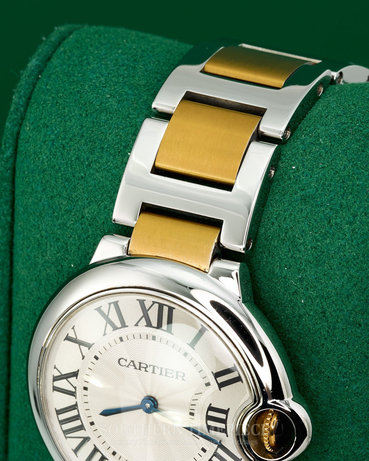 36mm Cartier Ballon Bleu in 18kt Yellow Gold and Stainless with Silver Roman Dial (Ref: W69008Z3)(Quartz)