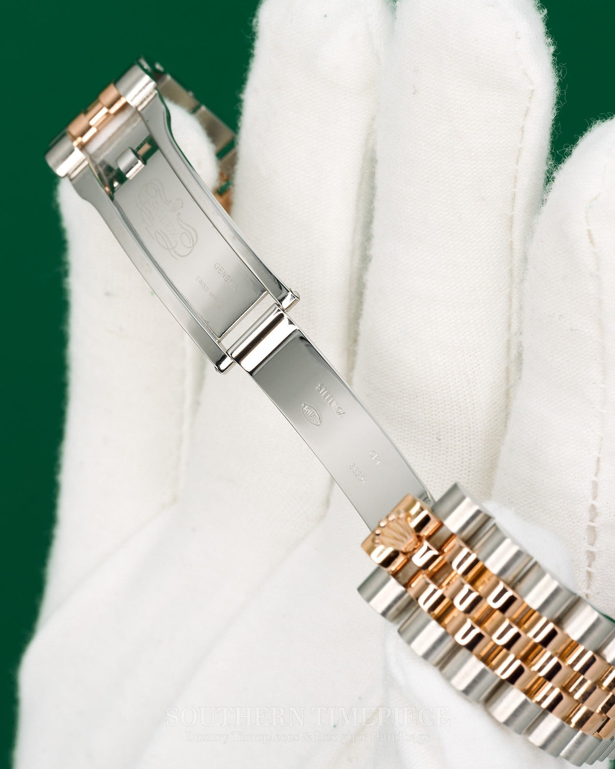 36mm Rolex Datejust "Turn-O-Graph" with Black Stick Dial in 18kt Rose Gold and Stainless on Jubilee (Ref: 116261)(Year: 2005)