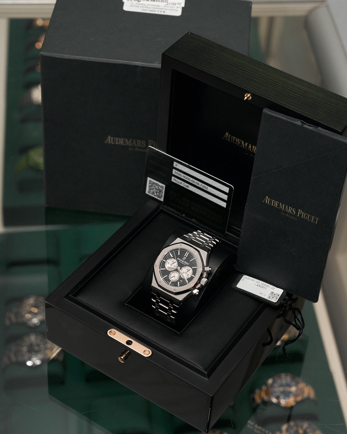 41mm Audemars Piguet Royal Oak Chrono " Reverse Panda" in Stainless Steel with Black Dial (Ref: 26331ST)(Year: 2020)(Box & Papers)