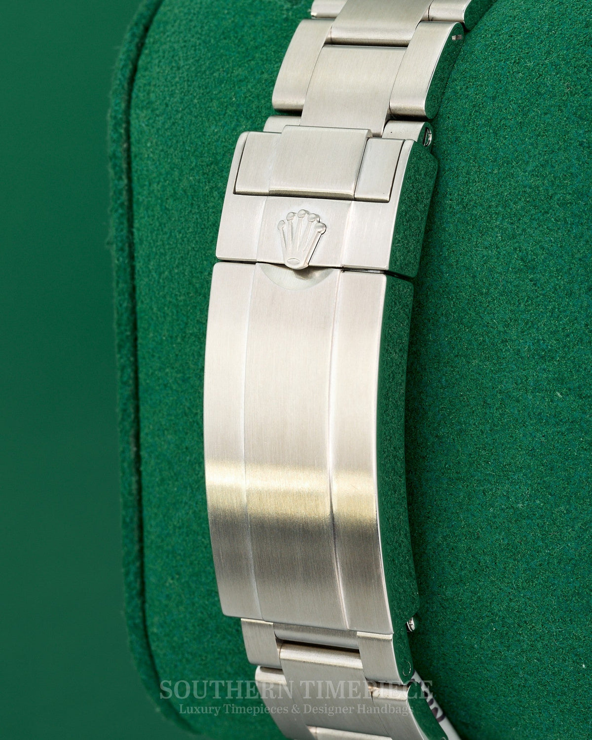 41mm Rolex Submariner Date with Black Dial and Bezel in Stainless Steel on Oyster (Ref: 126610LN)(Year: 2020)