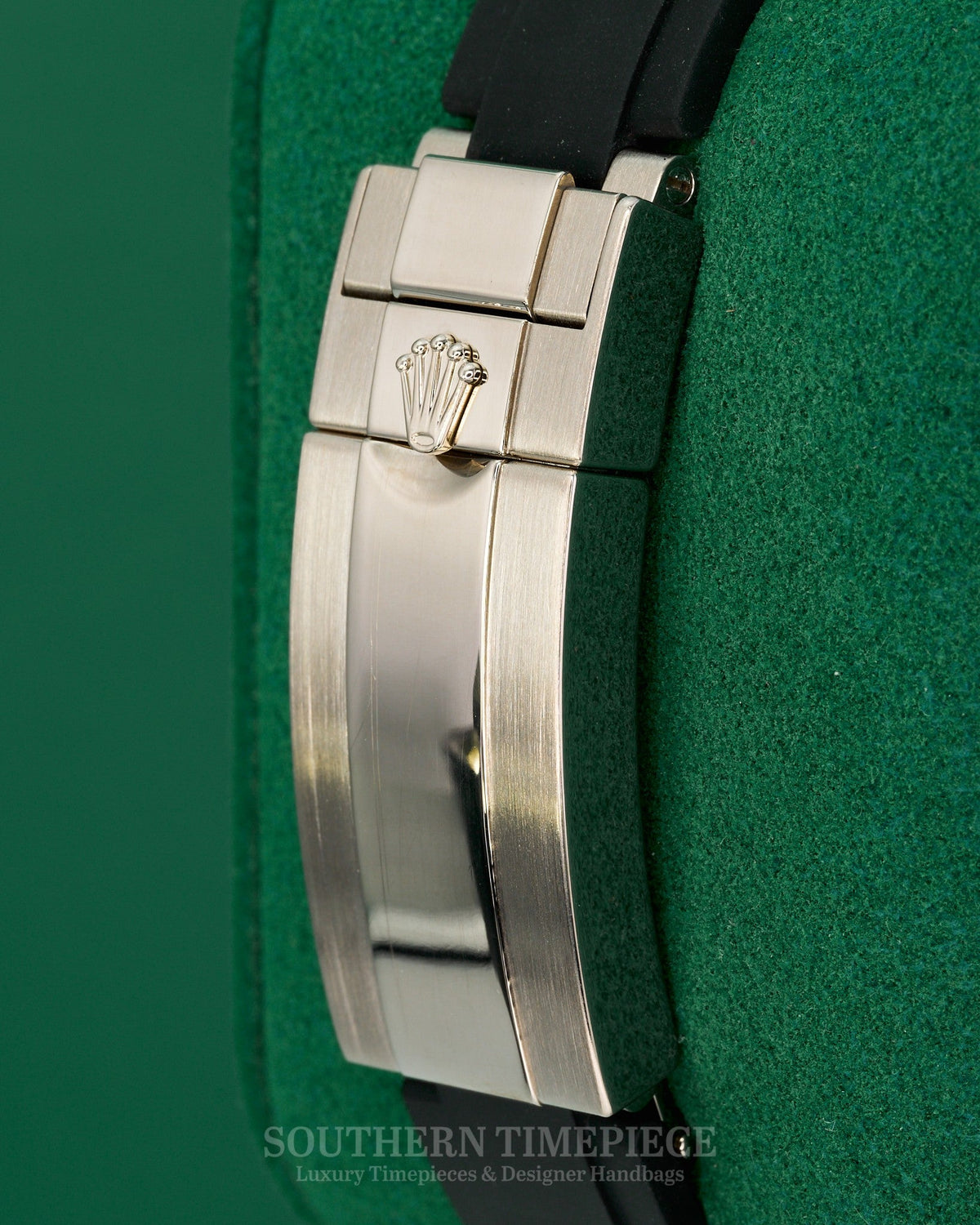 42mm Rolex Yacht-Master in Solid 18kt White Gold on Oysterflex (Ref: 226659)(Year: 2021)(Box & Papers)