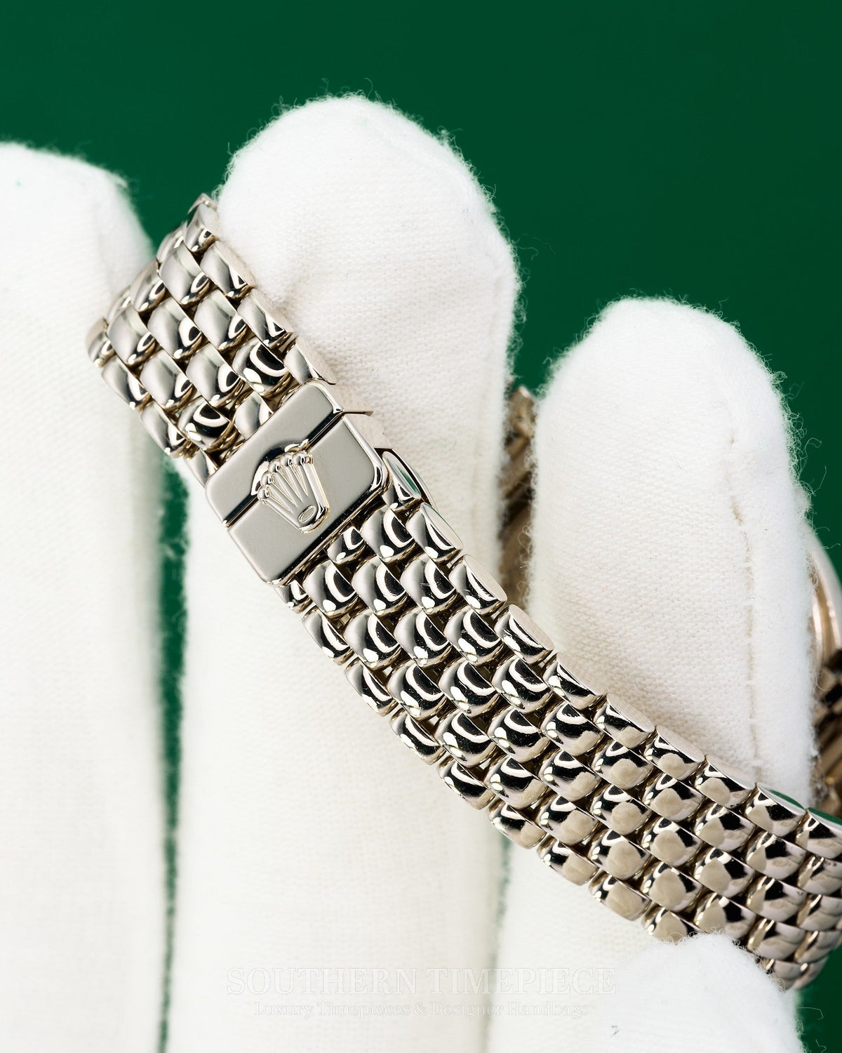 25mm Rolex Cellini Cellissima in Solid 18kt White Gold with Factory Pave Diamonds and Silver Anniversary Diamond Dial (Ref: 6673)(Year: 2007)