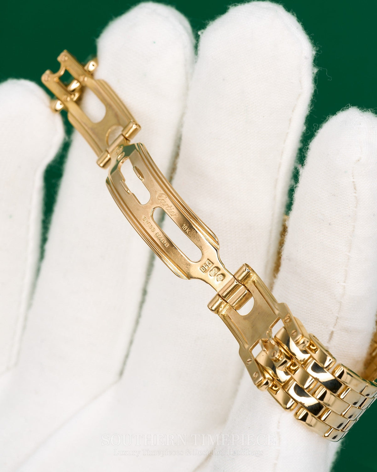 22mm Cartier Panthere Small Model in Solid 18kt Yellow Gold (Ref: W25022B9)(Year: 2003)(Box & Papers)
