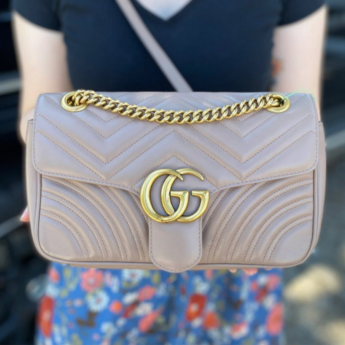Gucci GG Marmont Medium Shoulder Bag - Dusty Pink Matelasse Leather