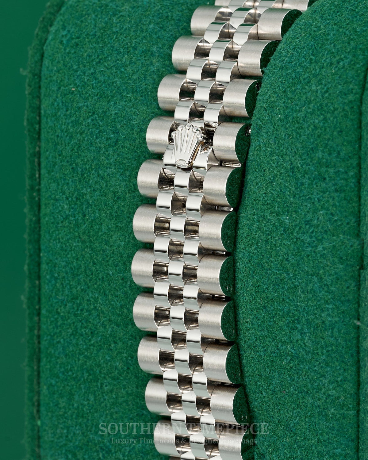 31mm Rolex Datejust with Factory Mother of Pearl Diamond Dial in 18kt White Gold and Oystersteel on Jubilee (Ref: 278274)(Year: 2024)(Box & Papers)