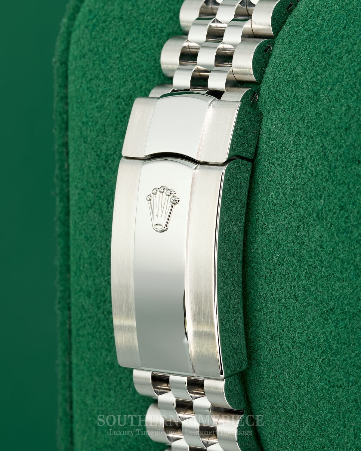41mm Rolex Datejust with Factory Rhodium Diamond Dial in 18kt White Gold and Oystersteel on Jubilee (Ref: 126334)(Year: 2018+)(Box & Appraisal)