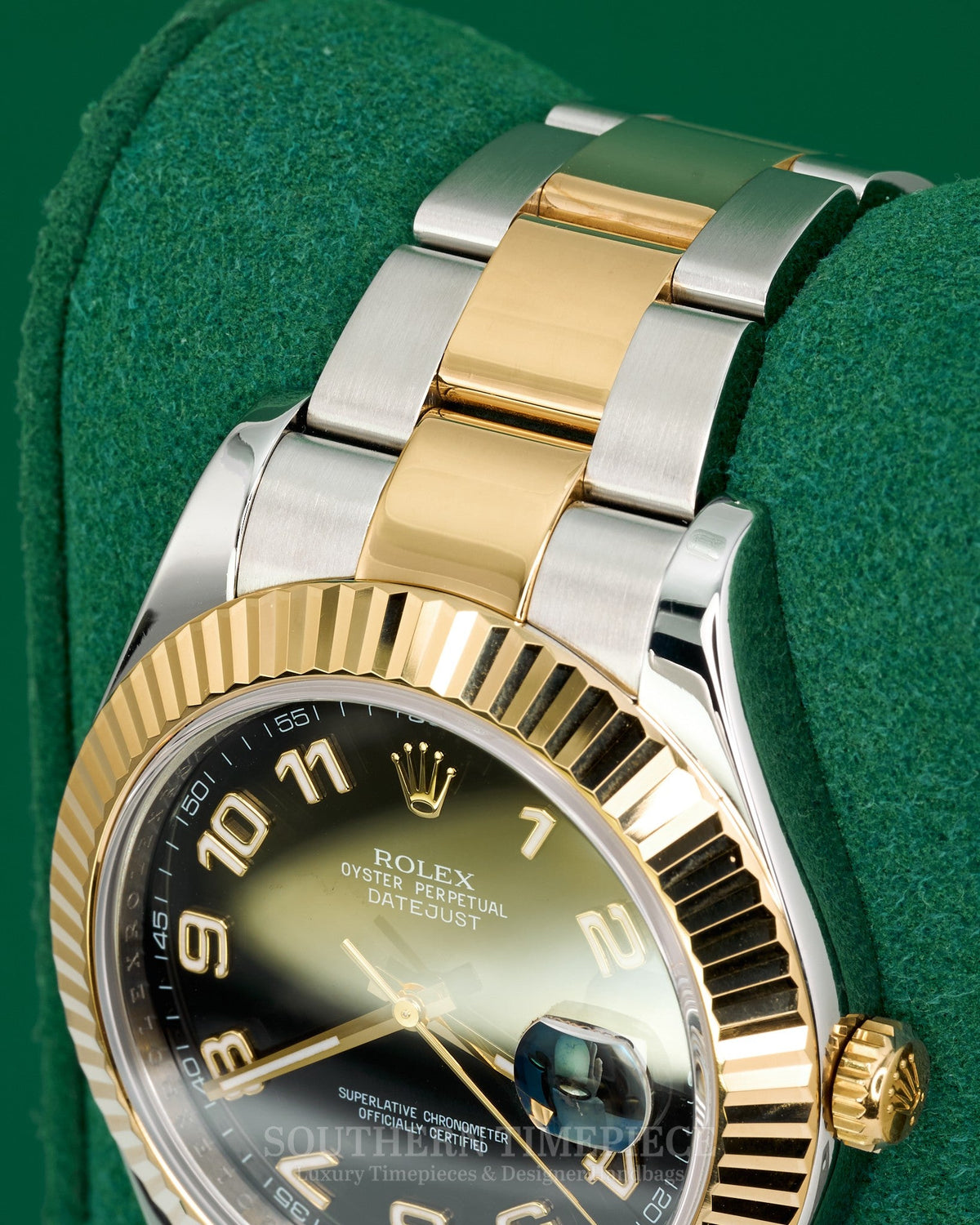 41mm Rolex Datejust with Black Arabic Numeral Dial in 18kt Yellow Gold and Stainless on Oyster (Ref: 116333)(Year: 2011)(Box & Papers)