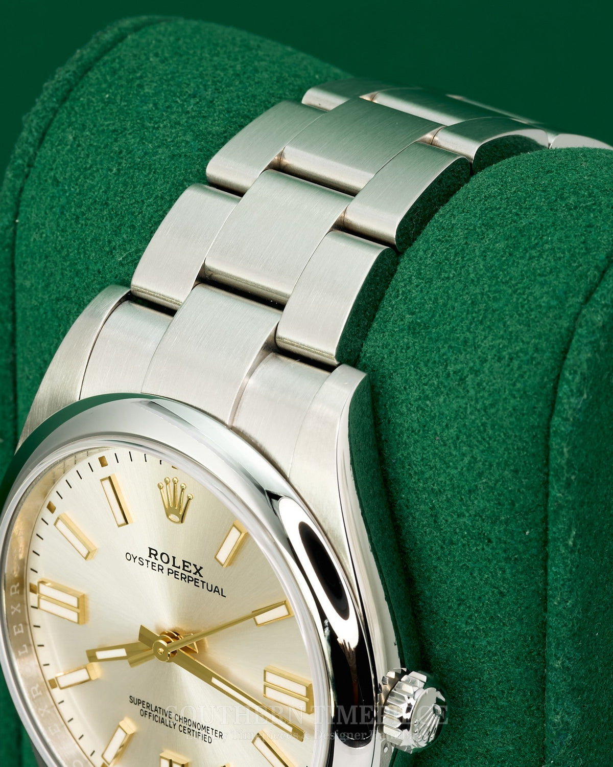 41mm Rolex Oyster Perpetual Silver Stick in Stainless Steel on Oyster (Ref: 124300)(Year: 2020)(Box & Papers) (6823367)