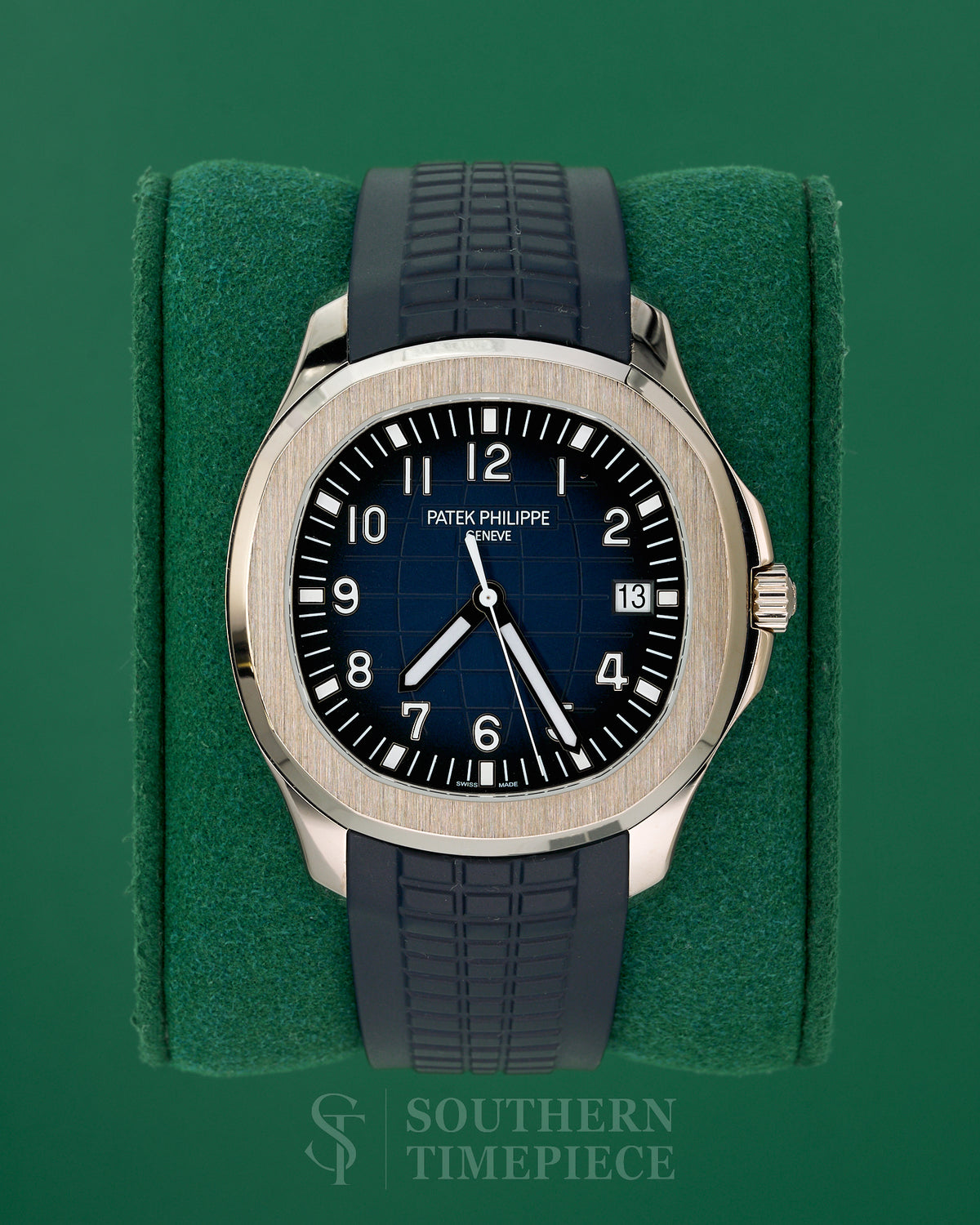 42mm Patek Philippe Aquanaut with Blue Dial on Blue Rubber in Solid 18kt White Gold (Ref: 5168G)(Year: 2020)(Box & Papers)(SKU: 502092364137)