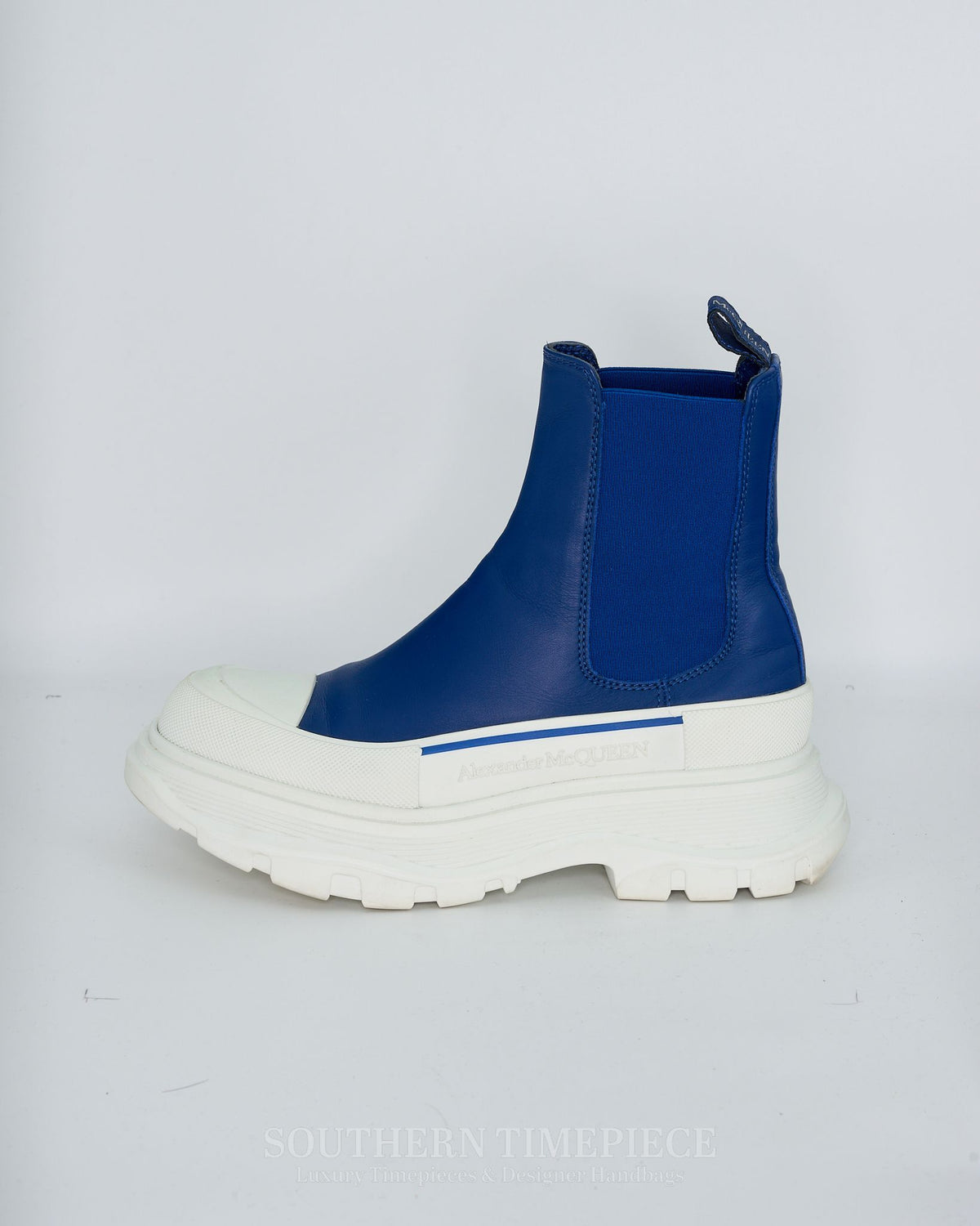 Alexander McQueen Tread Slick Ankle Boots - Blue- Women's