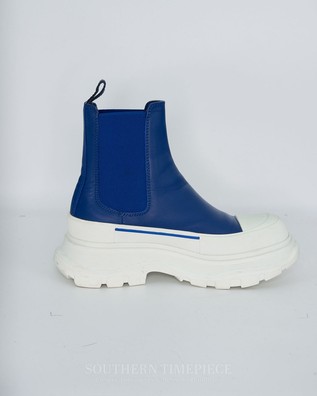Alexander McQueen Tread Slick Ankle Boots - Blue- Women's