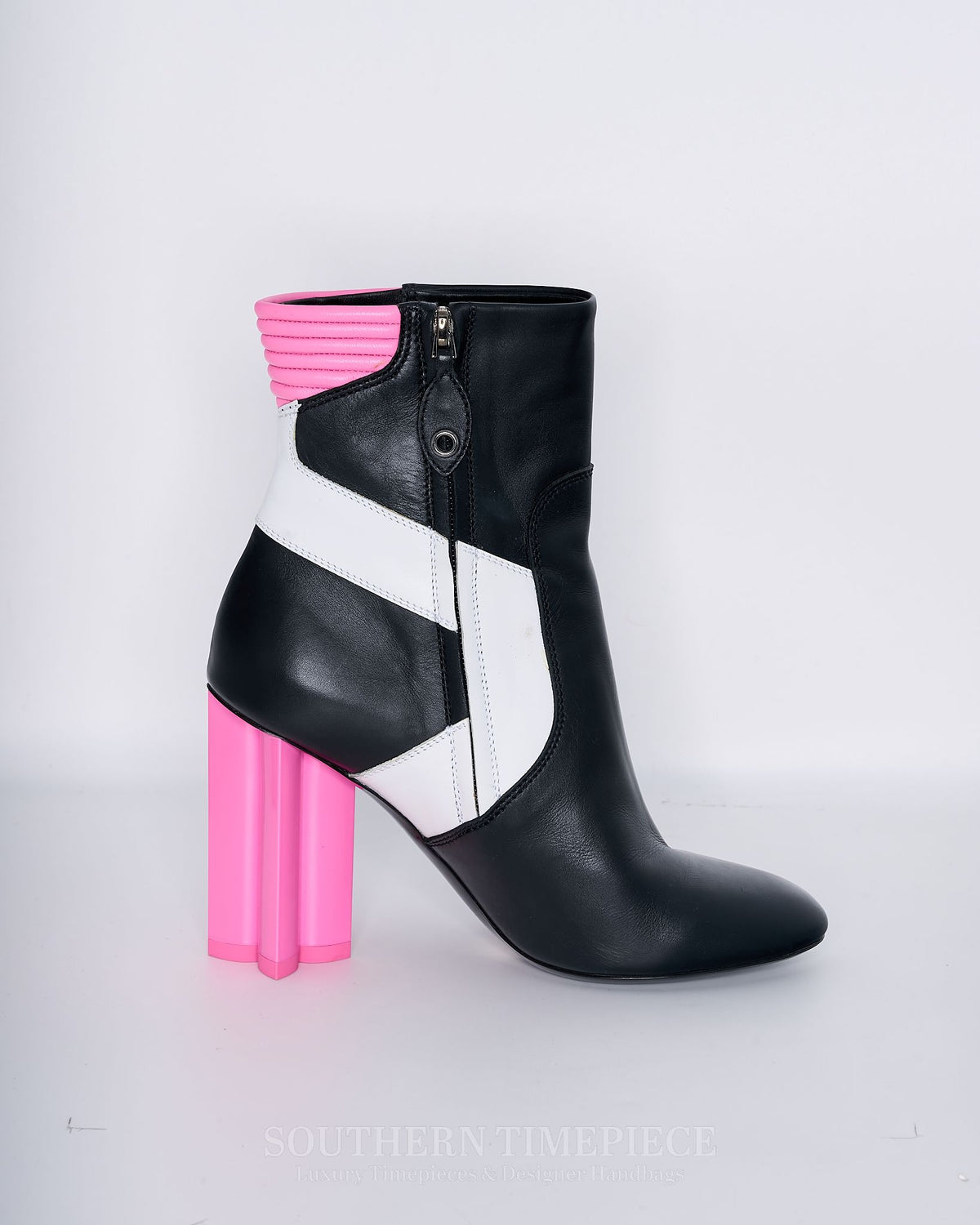 Louis Vuitton Silhouette Ankle Boots Size 38