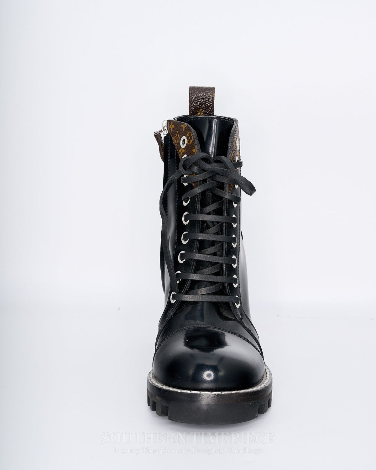 Louis Vuitton Leather Star Trail Ankle Boots Size 37