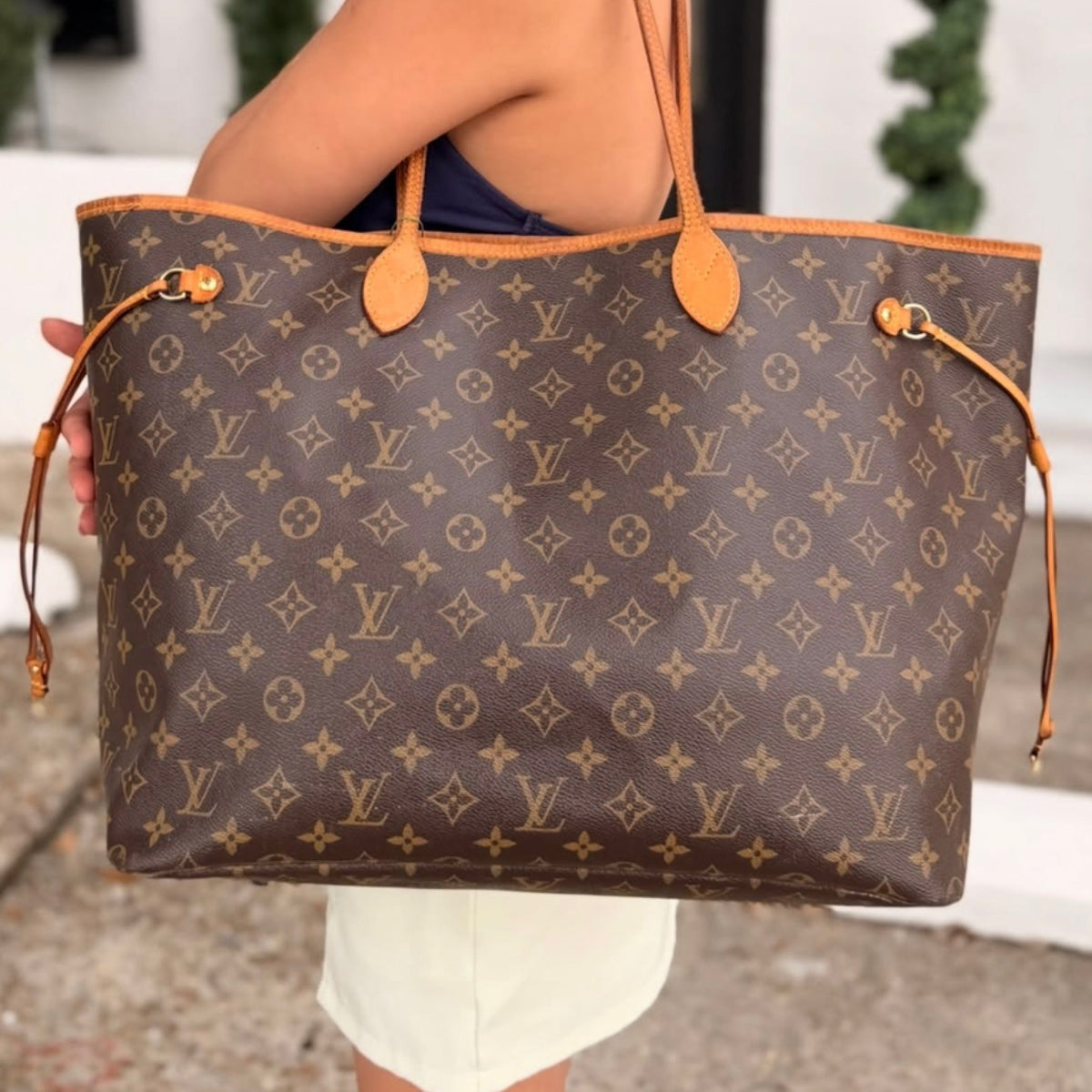 Louis Vuitton Neverfull GM - Monogram Canvas (S219720)