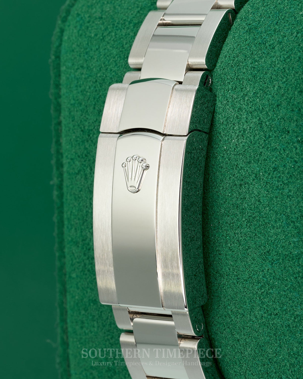 Brand New 2026 41mm Rolex Datejust "Wimbledon" in Stainless Steel on Oyster Bracelet (Ref: 126300)(Year: 2026)(Box & Papers)