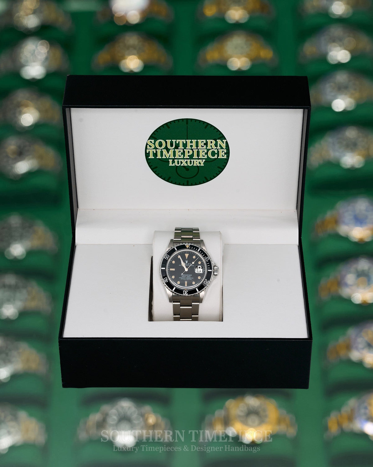 40mm Rolex Submariner Date with Black Dial and Bezel in Stainless Steel with Patina on Oyster (Ref: 16800)(Year: 1987)