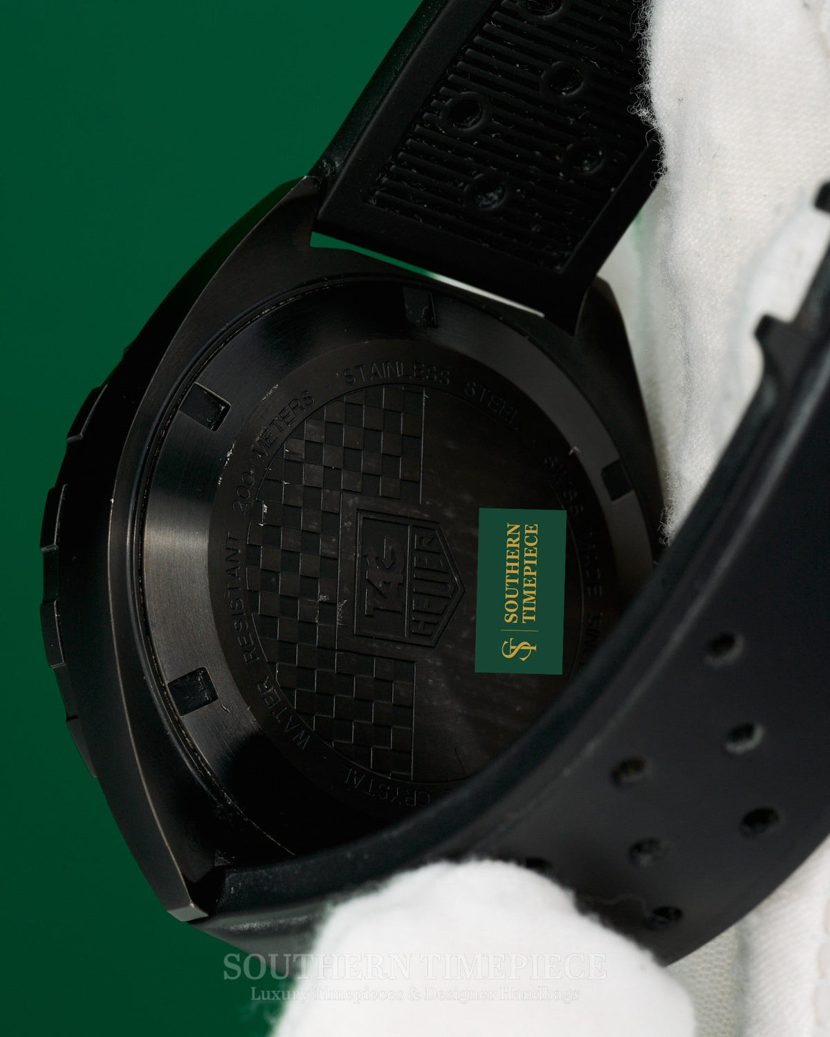 41mm Tag Heuer Formula 1 Calibre 5 in Stainless Steel with PVD Coat on Rubber (Ref: WAZ2115)(Year: ~2015-2020)